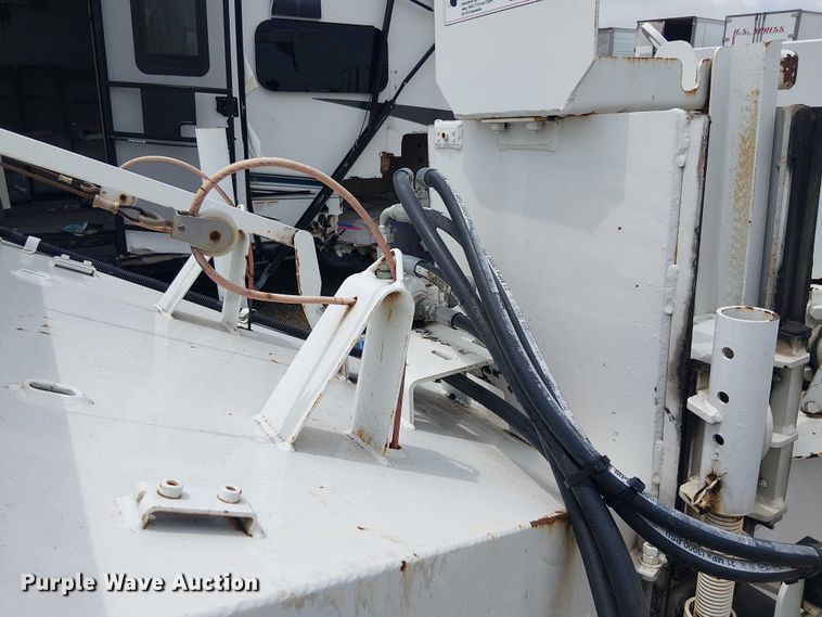 image for item YA2809 2020 Bandit 200UC wood chipper