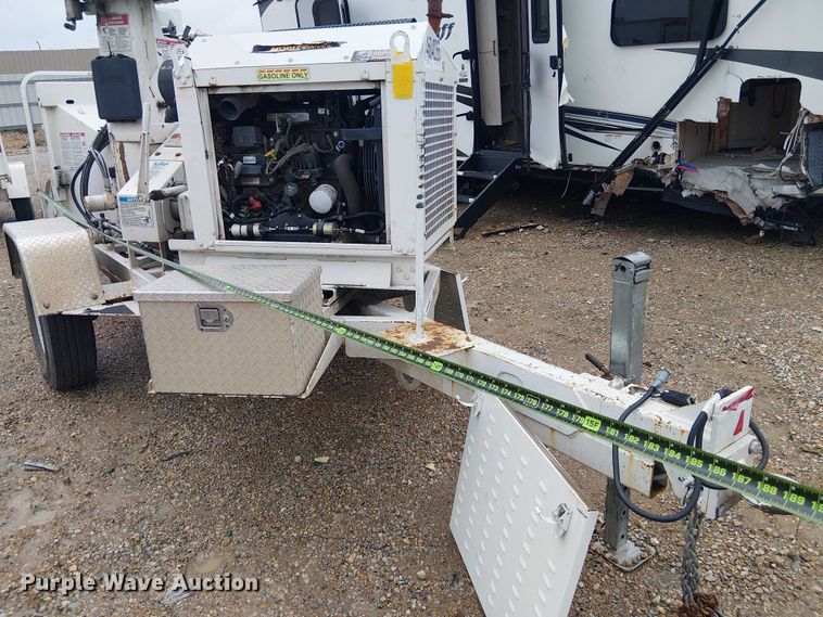 image for item YA2809 2020 Bandit 200UC wood chipper