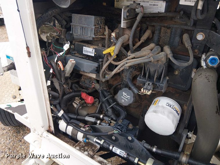 image for item YA2809 2020 Bandit 200UC wood chipper