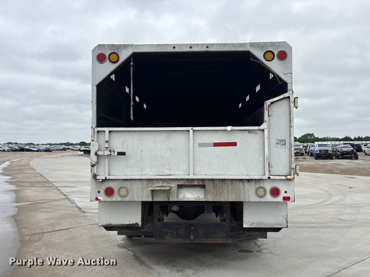 image for item YA2814 2015 Ford F650 Super Duty chipper truck