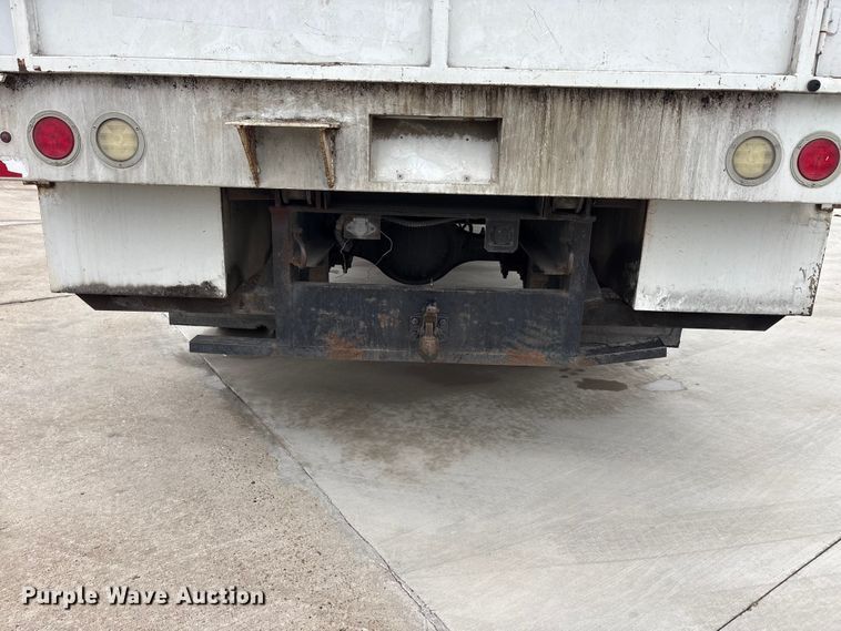 image for item YA2814 2015 Ford F650 Super Duty chipper truck