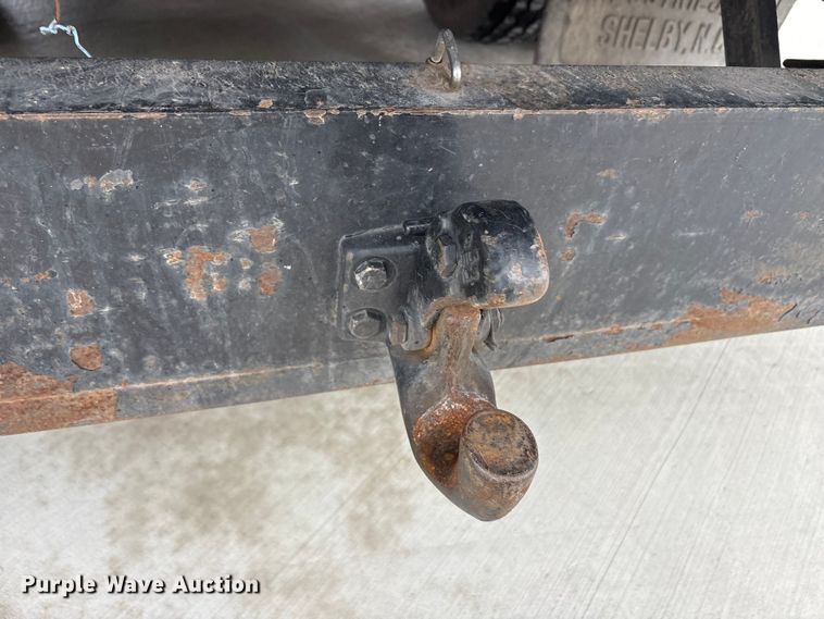 image for item YA2814 2015 Ford F650 Super Duty chipper truck
