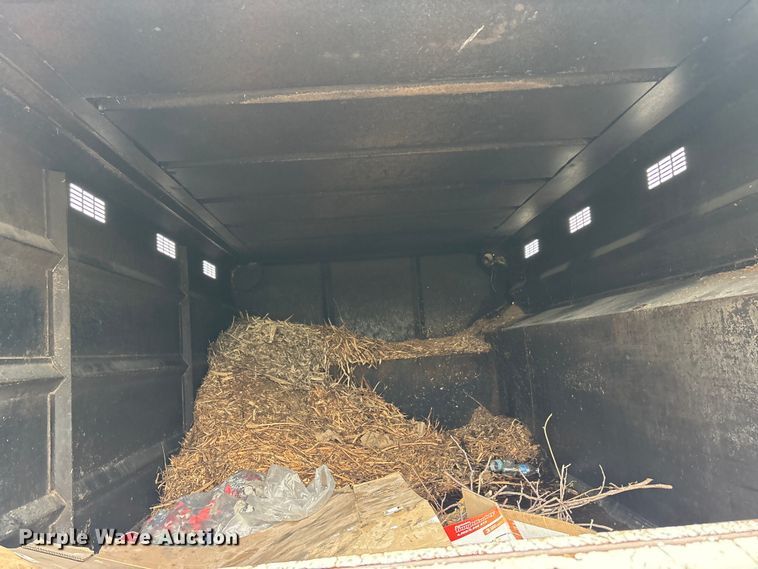 image for item YA2814 2015 Ford F650 Super Duty chipper truck