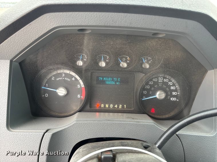 image for item YA2814 2015 Ford F650 Super Duty chipper truck