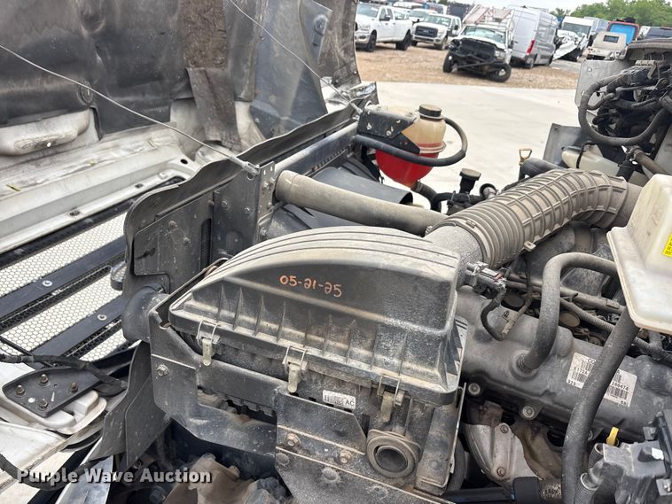 image for item YA2814 2015 Ford F650 Super Duty chipper truck