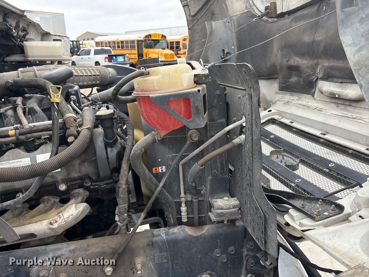 image for item YA2814 2015 Ford F650 Super Duty chipper truck