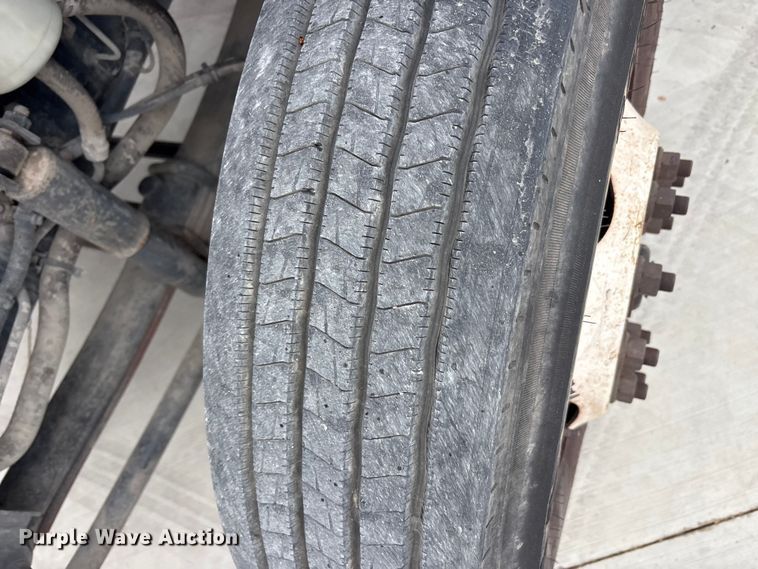 image for item YA2814 2015 Ford F650 Super Duty chipper truck