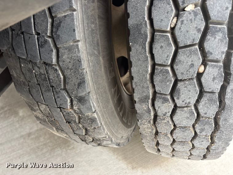 image for item YA2814 2015 Ford F650 Super Duty chipper truck