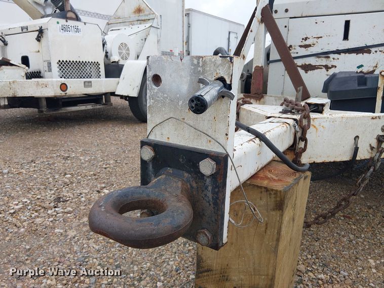 image for item YA2817 2005 Woodchuck WC12A wood chipper