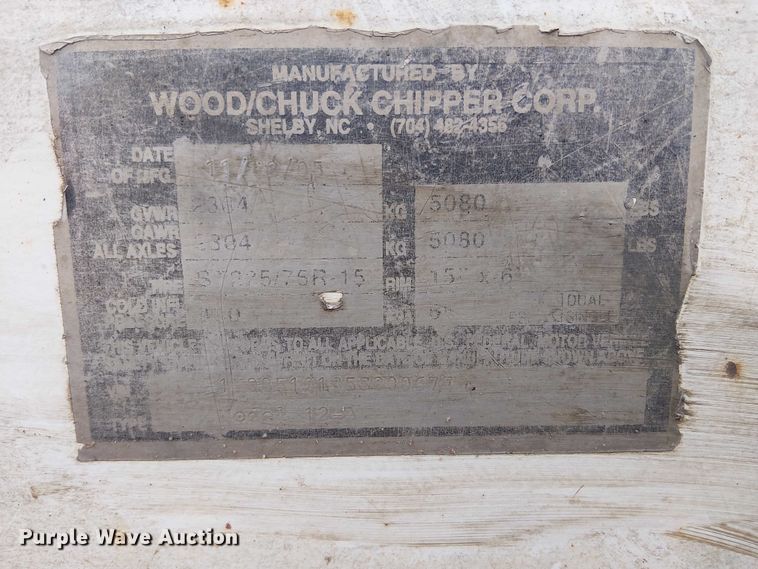 image for item YA2817 2005 Woodchuck WC12A wood chipper