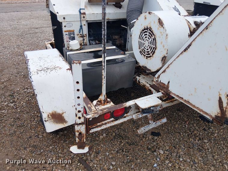 image for item YA2818 2006 Woodchuck WC12B wood chipper