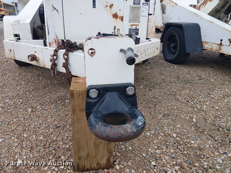 image for item YA2819 2009 Altec WC126 wood chipper