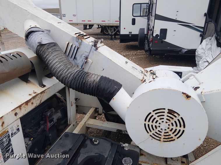 image for item YA2819 2009 Altec WC126 wood chipper