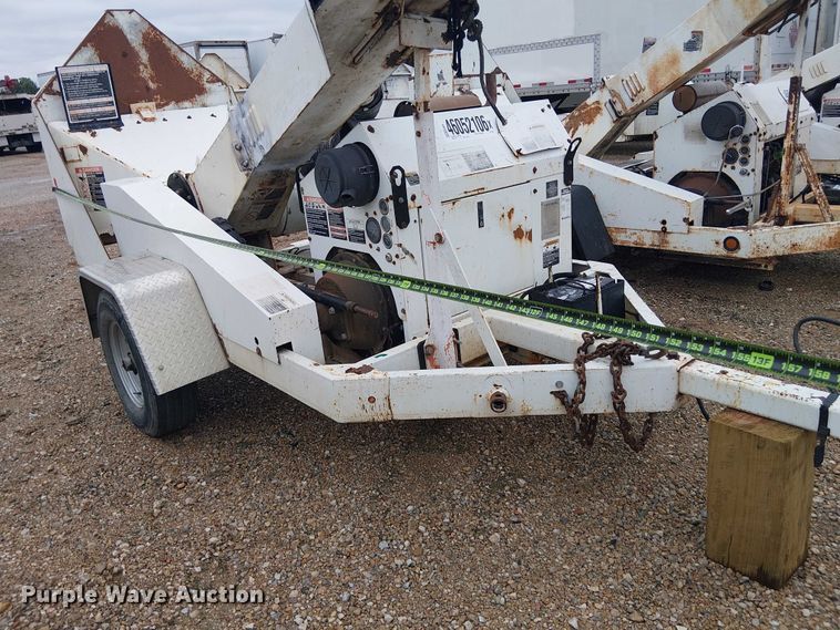 image for item YA2819 2009 Altec WC126 wood chipper