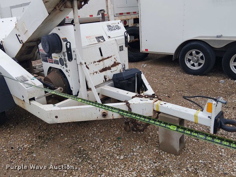 image for item YA2820 2009 Altec WC126 wood chipper
