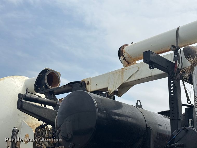 image for item YA2879 2016 Western Star 4700 sewer jetter truck