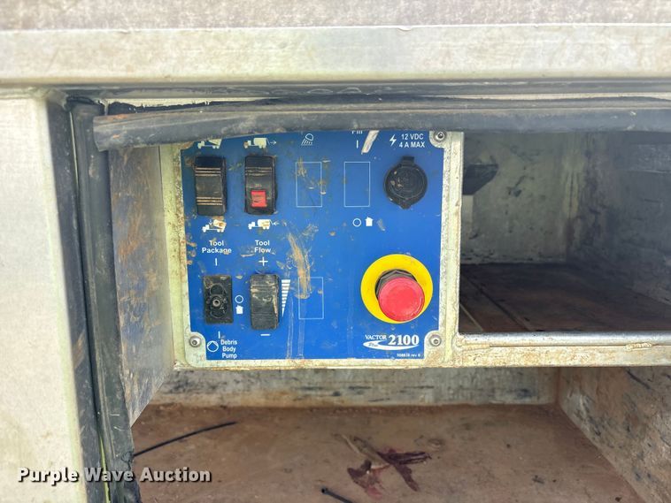image for item YA2879 2016 Western Star 4700 sewer jetter truck