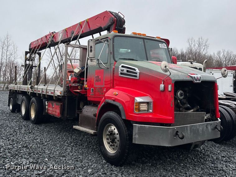 image for item YA2958 2013 Western Star 4700 crane truck
