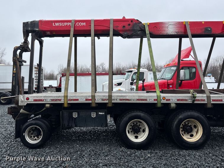 image for item YA2958 2013 Western Star 4700 crane truck