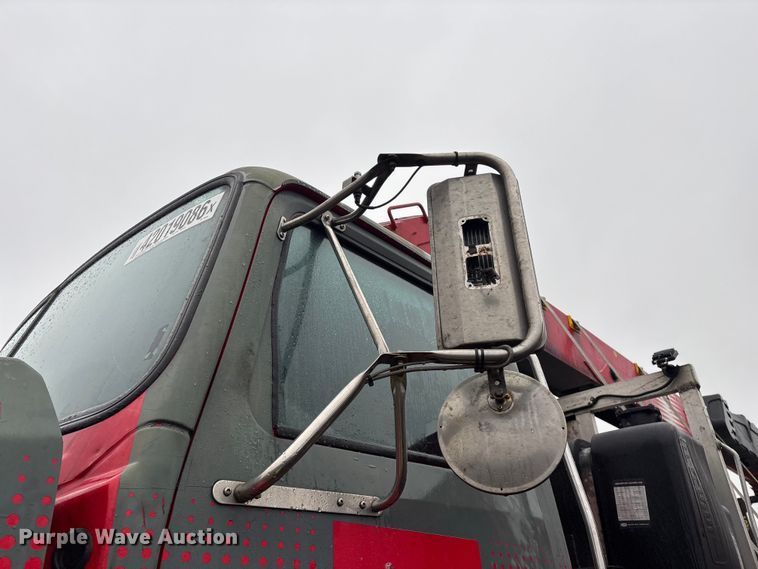 image for item YA2958 2013 Western Star 4700 crane truck