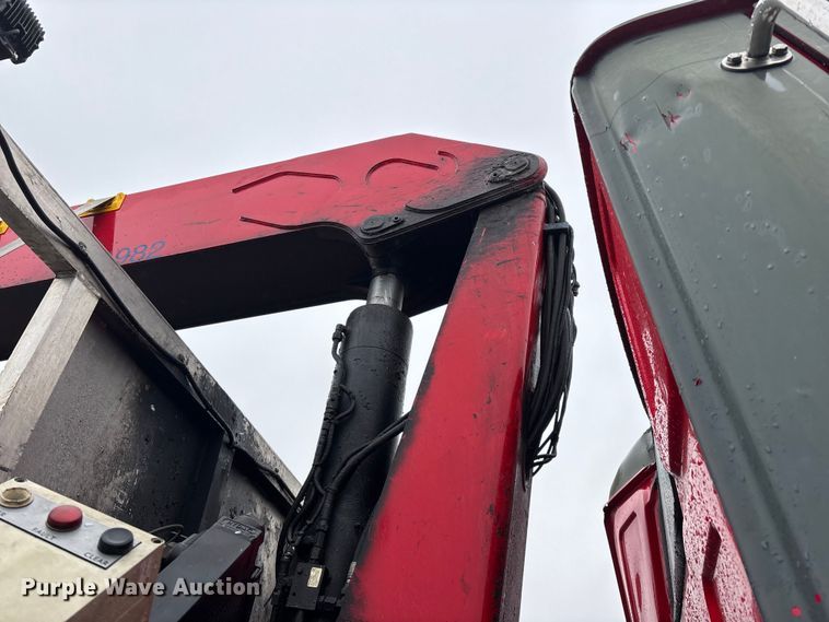 image for item YA2958 2013 Western Star 4700 crane truck