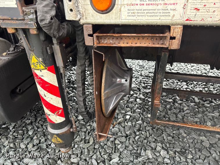 image for item YA2958 2013 Western Star 4700 crane truck