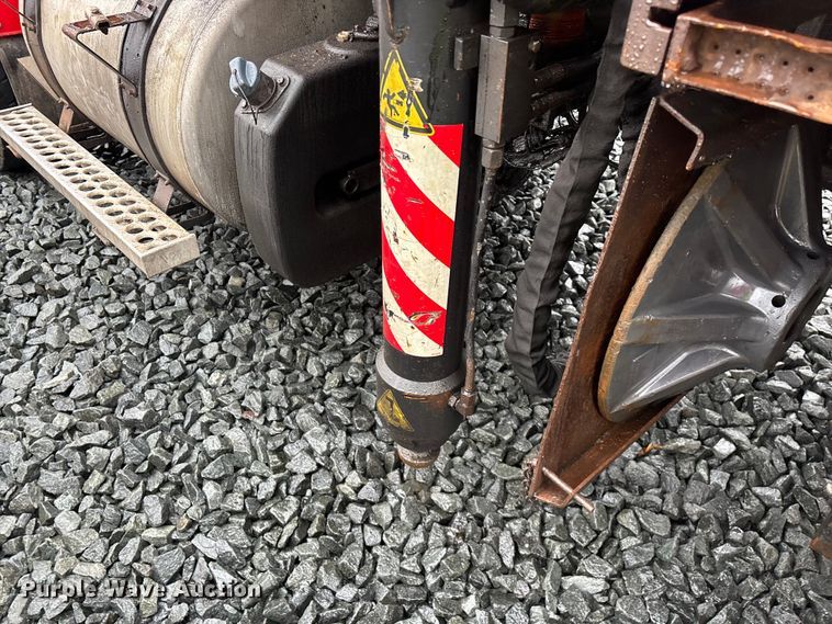 image for item YA2958 2013 Western Star 4700 crane truck