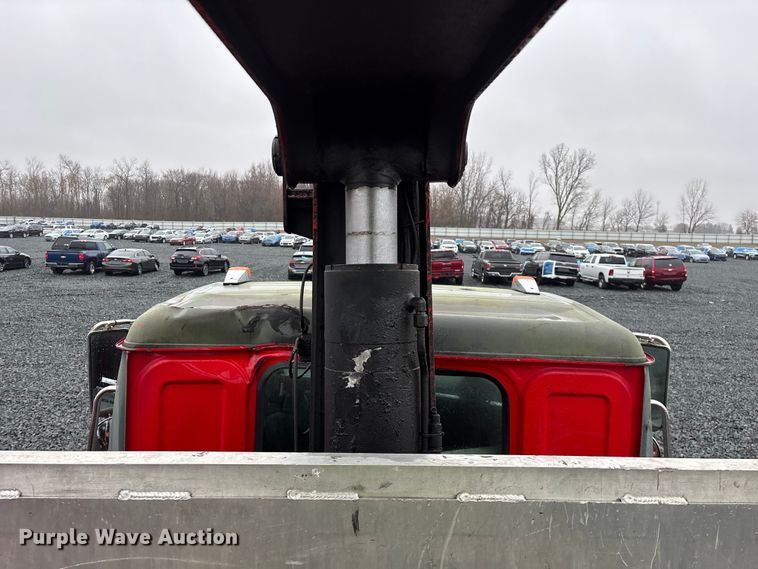 image for item YA2958 2013 Western Star 4700 crane truck