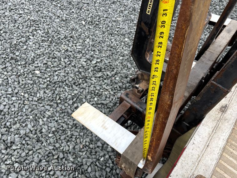 image for item YA2958 2013 Western Star 4700 crane truck