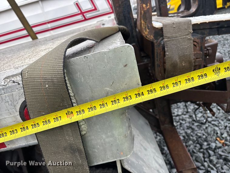 image for item YA2958 2013 Western Star 4700 crane truck