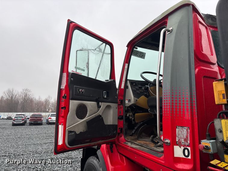 image for item YA2958 2013 Western Star 4700 crane truck