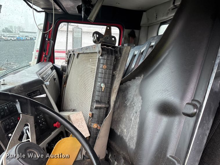 image for item YA2958 2013 Western Star 4700 crane truck