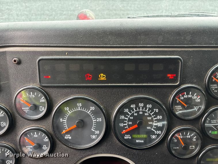 image for item YA2958 2013 Western Star 4700 crane truck