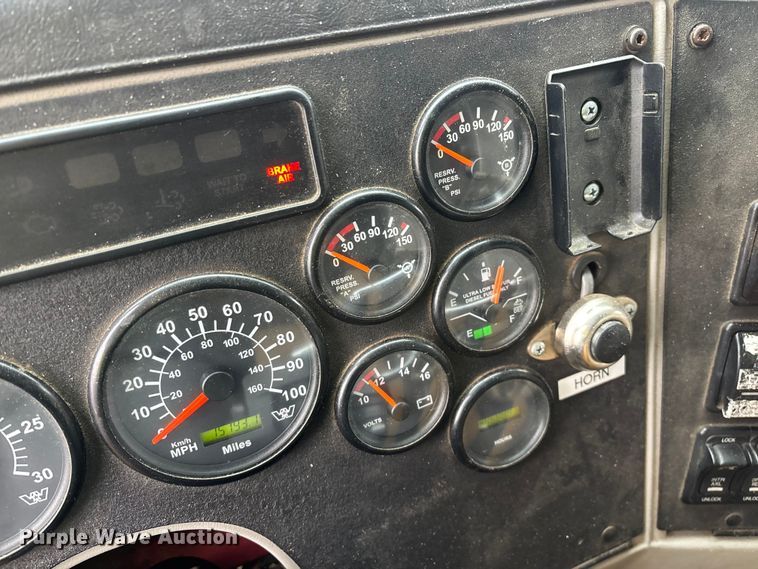 image for item YA2958 2013 Western Star 4700 crane truck