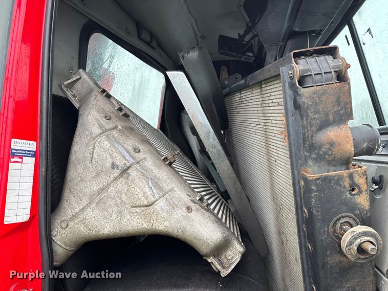 image for item YA2958 2013 Western Star 4700 crane truck