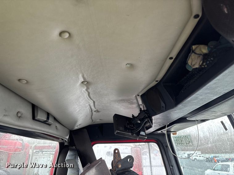 image for item YA2958 2013 Western Star 4700 crane truck