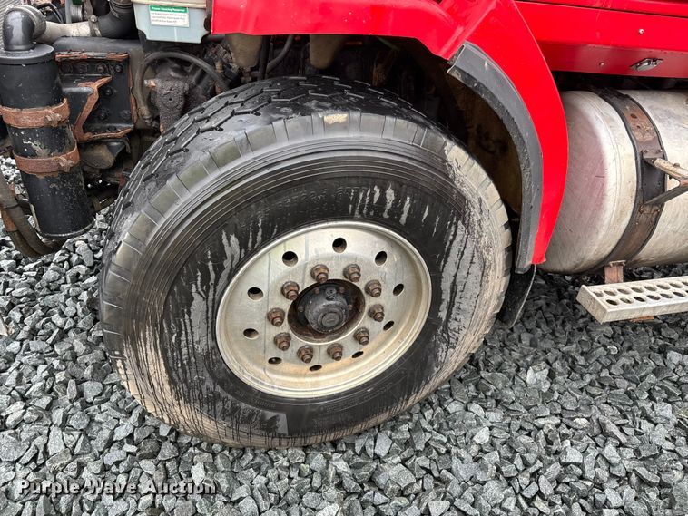 image for item YA2958 2013 Western Star 4700 crane truck