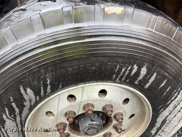 image for item YA2958 2013 Western Star 4700 crane truck