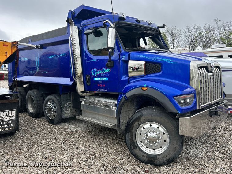 image for item YA2959 2025 Western Star 47X dump truck