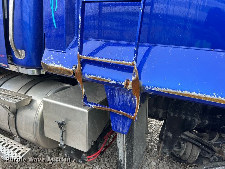 image for item YA2959 2025 Western Star 47X dump truck