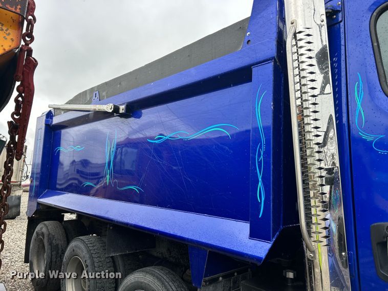 image for item YA2959 2025 Western Star 47X dump truck