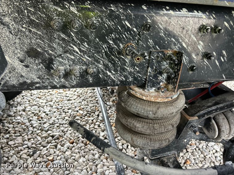 image for item YA2959 2025 Western Star 47X dump truck