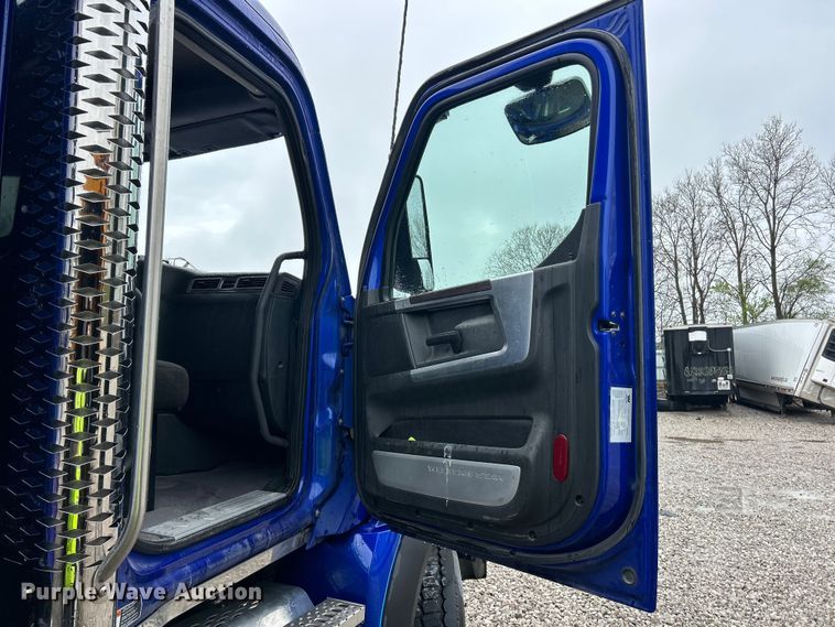 image for item YA2959 2025 Western Star 47X dump truck