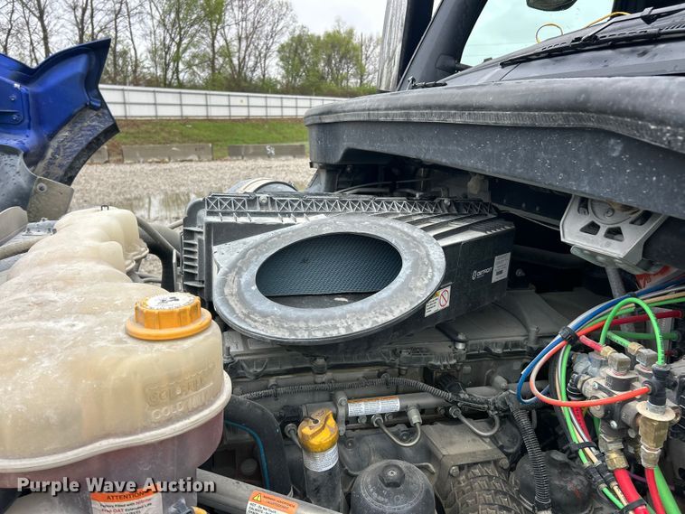 image for item YA2959 2025 Western Star 47X dump truck