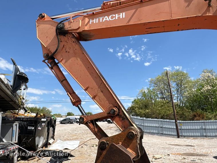 image for item YA3029 2000 Hitachi EX330LC-5 excavator
