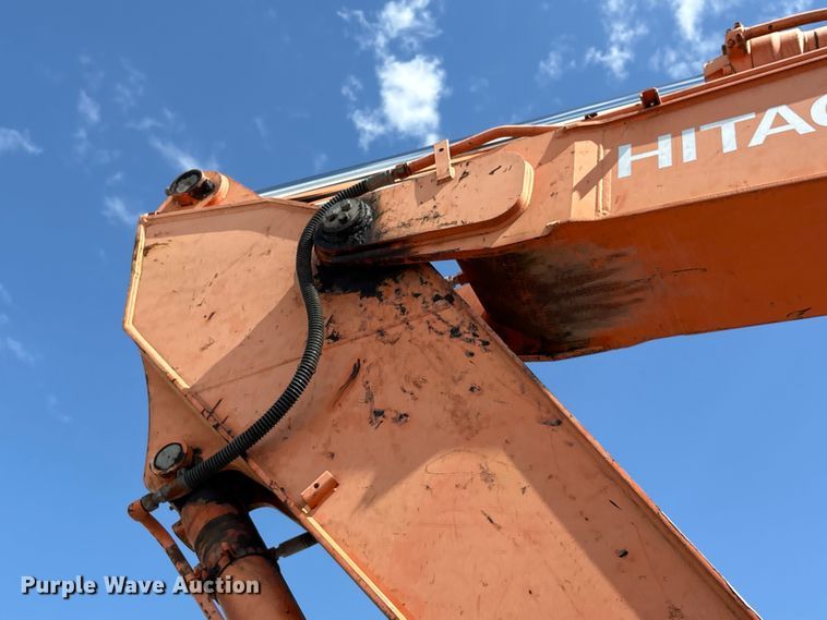 image for item YA3029 2000 Hitachi EX330LC-5 excavator