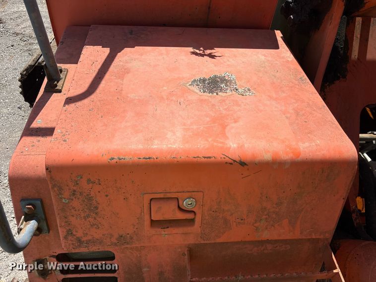 image for item YA3029 2000 Hitachi EX330LC-5 excavator