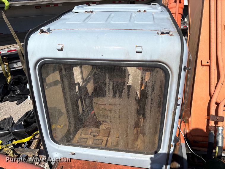 image for item YA3029 2000 Hitachi EX330LC-5 excavator