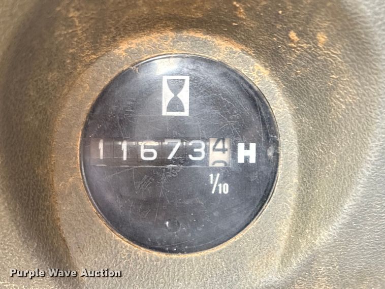 image for item YA3029 2000 Hitachi EX330LC-5 excavator