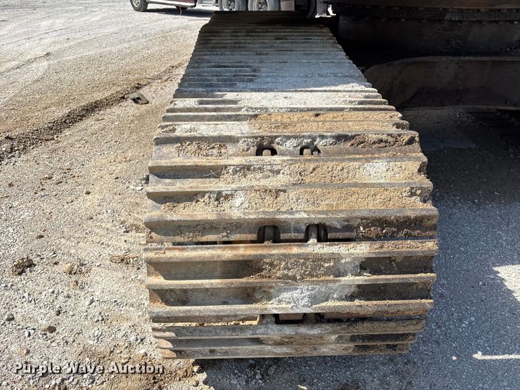 image for item YA3029 2000 Hitachi EX330LC-5 excavator